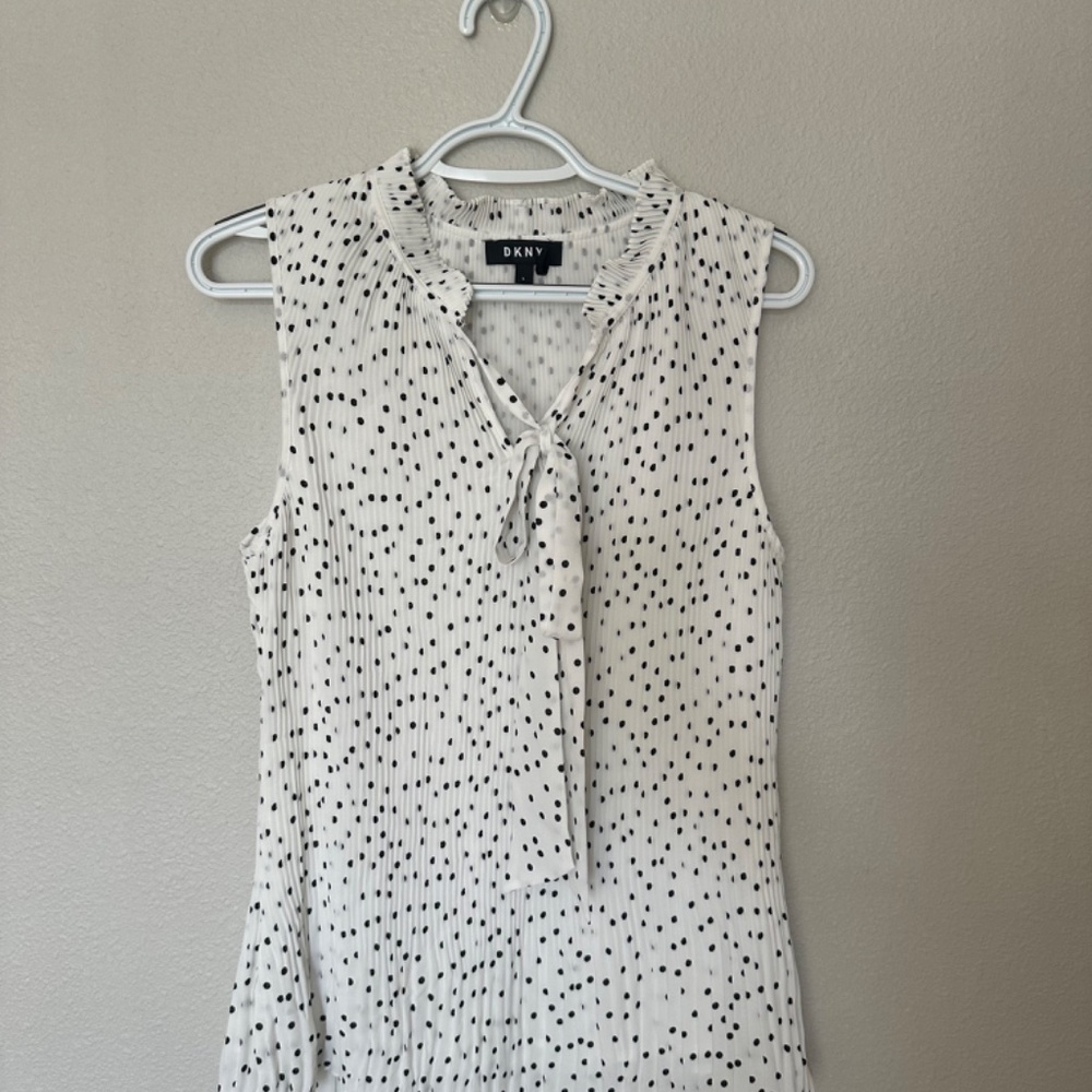DKNY , size L, white and black polka dot.